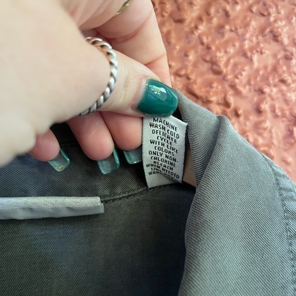 Women’s Marsh Landing Button Down Utility Shirt Green 100% Lyocell - Picture 6 of 7